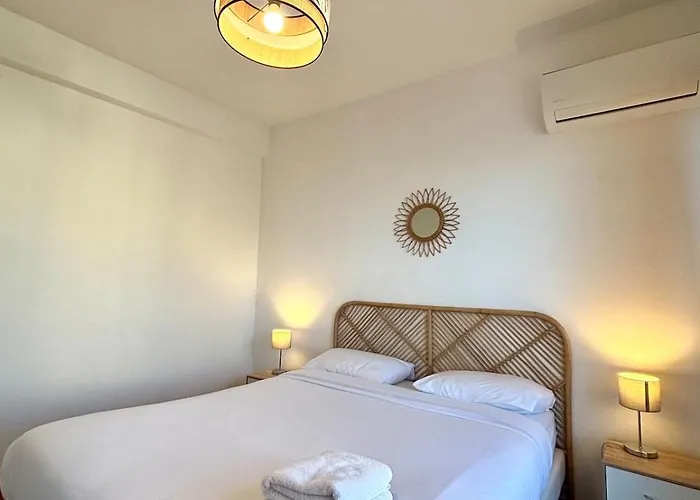 Nice, Exceptional Sea View, Floor, Parking شقة نيس