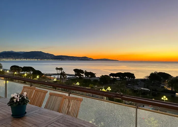 Nice, Exceptional Sea View, Floor, Parking *